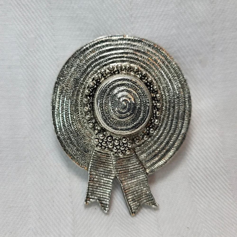 Silver Tone Hat Shaped BROOCH Pin Straw Sun Hat Wide Brim Ribbon Flowers